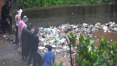 local-looking-about-Wastewater-and-plastic-pollution-and-blockage-heavy-rain-in-mumbai