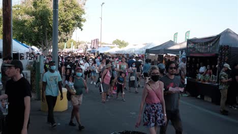 Crowd-of-people-walking-at-food-market