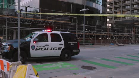 Road-closer-by-police-do-to-major-storm-in-downtown-Houston-after-buildings-are-damaged