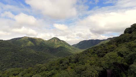 Mountain,-sky-and-jungle