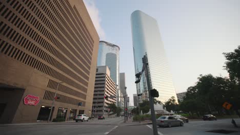 Wide-angle-shot-of-skyscrapers-in-downtown-Houston,-Texas