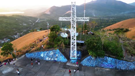 Panorama-Drone-Aerial-View-Of-Mount-Tapyas-Holy-Cross-Close-Up-Visitors