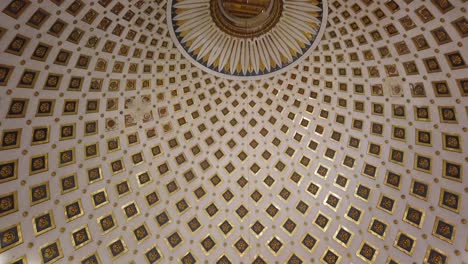 Interior-views-of-the-Rotunda-church-in-Mosta,-Malta