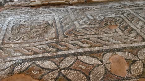 Mosaicos-Del-Edificio-Antiguo-Tardío-“eirene??