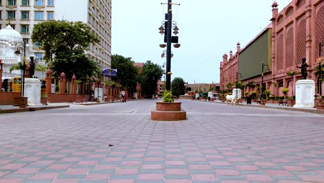 Empty-streets-of-Golden-Temple-complex,-Amritsar-during-curfew-and-lock-down-in-India-for-Fighting-Corona-virus