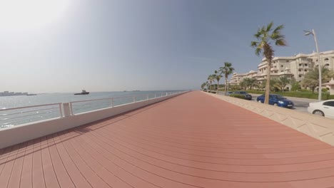 view-the-Crescent-Road-in-Palm-Jumeirah-Dubai