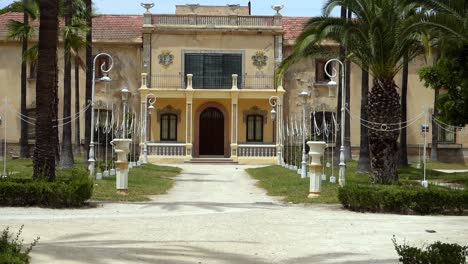 Jardines-Del-Palacio-De-Las-Marcas-De-Fontalba---Delapidated-House-And-Gardens-Of-The-Once-Marcas