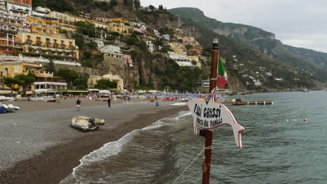 A-boat-tour-sign-in-Positano,-Italy-during-the-summertime