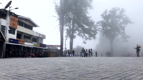 Timelapse-of-Chowrasta-Darjeeling-At-Morning-Heavy-Cloud