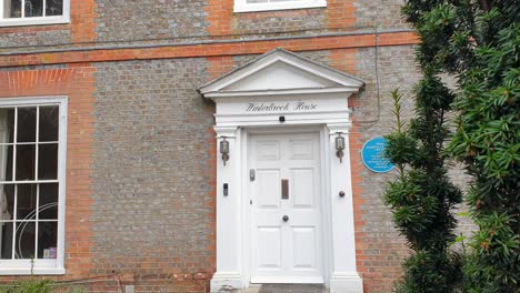 Exterior-view-of-Agatha-Christie's-house-called-Winterbrook-House-in-Wallingford,-Oxfordshire-in-England-UK