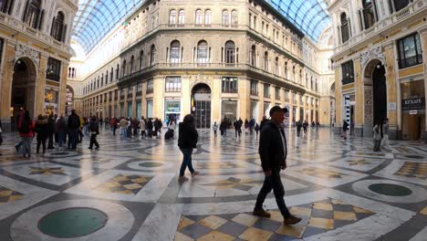 Time-lapse-of-Galleria-Umberto-I