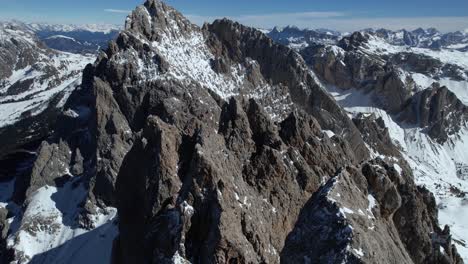 Aerial-View-of-Seceda-Mountain-Ridgeline,-Italian-Dolomites-on-Sunny-Day,-Drone-Shot