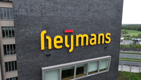 Heijmans-construction-company-headquarters-exterior-view-in-Rosmalen