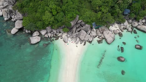 Drone-footage-of-Nangyuan-Island,-Thailand