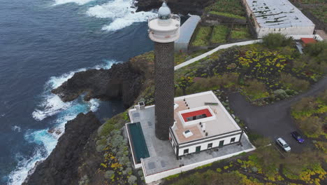 Descubre-Punta-Cumplida:-Faro-Y-Paisajes-Costeros-Desde-El-Cielo