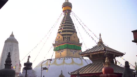 Landscape-view-of-Buddhism-heritage-Soyambhunath-Stupa-in-kathmandu,-Nepal