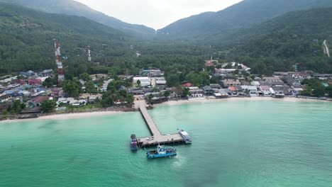 Aerial-view-of-Chalok-Lam-Pier-on-Koh-Phangan-Island,-Thailand