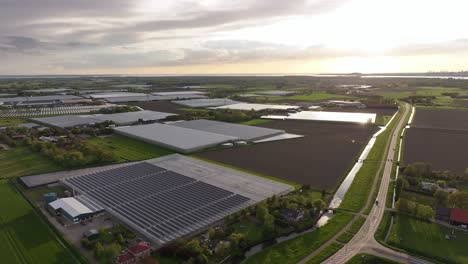 Gewächshäuser-Für-Industrielle-Landwirtschaft,-Landwirtschaftliche-Grundstücke,-Bio-Anbau