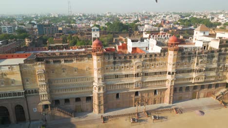 Vista-Aérea-Del-Fuerte-Junagarh,-Este-Es-Uno-De-Los-Lugares-Más-Cuidados-Para-Visitar-En-Bikaner.