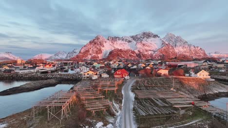 Vista-Aérea-Del-Hermoso-Paisaje-De-Las-Islas-Lofoten-Durante-El-Invierno