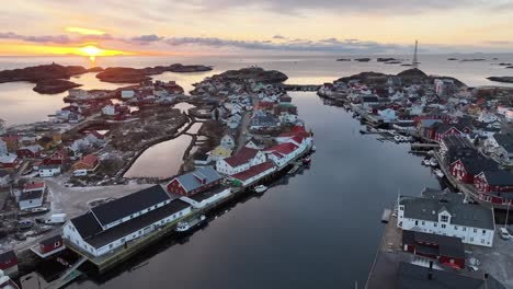 Vista-Aérea-Del-Hermoso-Paisaje-De-Las-Islas-Lofoten-Durante-El-Invierno