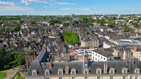 Cityscape-of-Laval-with-Cathedral-Sainte-Trinité,-France