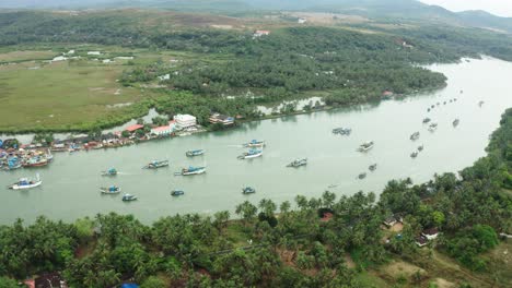 And-many-tourists-are-traveling-in-boats-but-also-many-resorts-are-visible