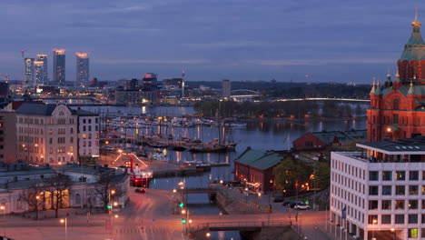 Antena-Del-Crepúsculo-En-El-Distrito-Costero-De-South-Harbour-En-Helsinki