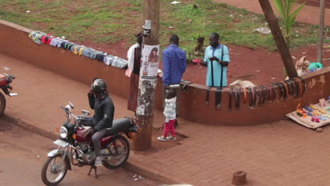 Street-seller-in-Kampala,-Uganda,-view-from-above