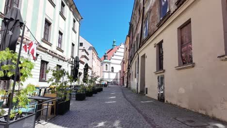 Calle-En-El-Casco-Antiguo-De-Lublin,-Polonia.