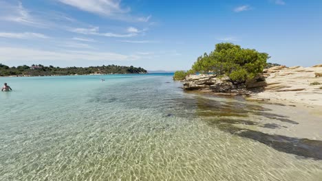 Playas-Limpias-Con-Bandera-Azul-De-La-Península-De-Halkidiki,-Grecia.