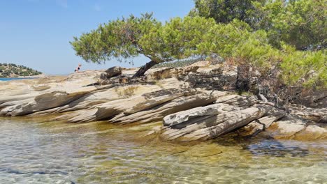 Playas-Limpias-Con-Bandera-Azul-De-La-Península-De-Halkidiki,-Grecia.