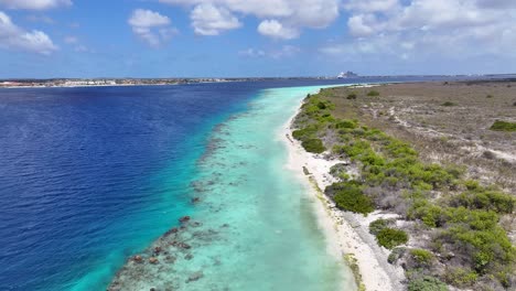 Little-Bonaire-At-Kralendijk-In-Bonaire-Netherlands-Antilles