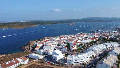 Picturesque-harbour-location,-blue-sky-background,-islands-vacation