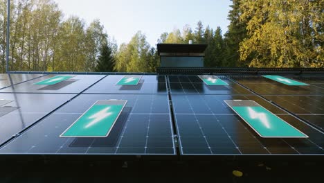 Solar-panels-collecting-sunlight-on-a-house-roof-with-animated-battery-icons