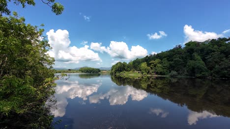 Irland-Epische-Orte-West-Waterford-Der-Fluss-Blackwater-Ruhe-An-Einem-Sonnigen-Sommertag