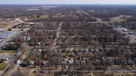 Franklin-Park-neighborhood-in-Detroit-Michigan,-with-Rouge-Park-in-the-background