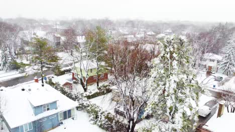 Después-De-La-Mayor-Tormenta-De-Nieve-De-La-Temporada-En-El-Barrio-Desde-El-Cielo