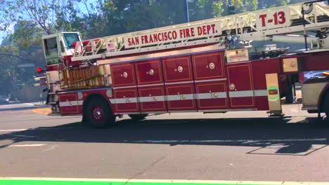 Slow-motion---Urgent-running-San-Francisco-Fire-truck-along-Pier-10