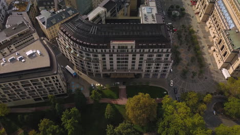 Aerial-view-of-street-of-shops-in-a-big-city