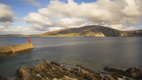 Zeitraffer-Des-Hafens-Von-Purteen-Auf-Der-Insel-Achill-Am-Wild-Atlantic-Way-In-Irland