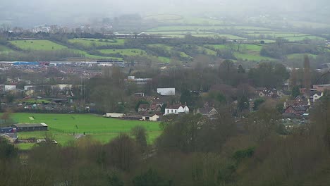 Vistas-Hacia-El-Centro-De-La-Ciudad-De-Bristol-Y-El-Río-Avon-Desde-La-Ladera