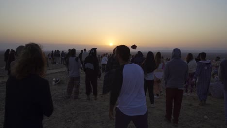 People-dancing-at-music-festival