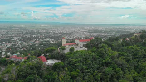 Wide-aerial-view-of-Mount-St