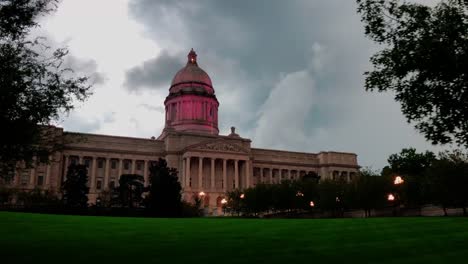 Storm-coming-in-behind-the-Kentucky-State-Capital-4K