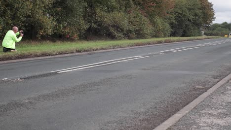 Northallerton,-Yorkshire,-Großbritannien,-25.-September-2019-–-UCI-Einzelzeitfahren-Der-Elite-Männer,-Straßenweltmeisterschaften-–-Fahrer-3-Km-Vor-Dem-Start-Auf-Der-Straße