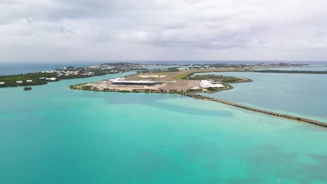 Aerial-view-of-airport-on-tropical-island