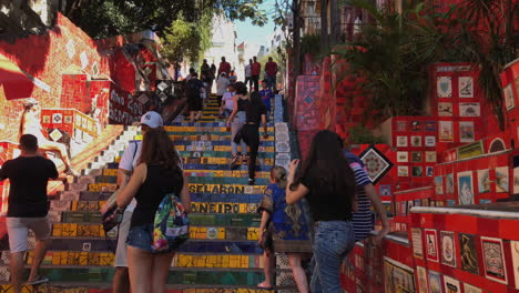 Moving-shot-of-the-famous-Escadaria-Selaron,-or-Lapa-Steps,-in-Rio-de-Janeiro,-Brazil