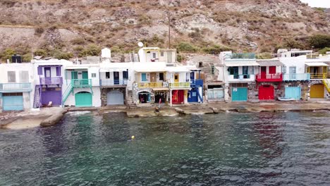 picturesque-town-of-milos-called-klima