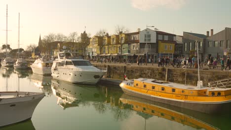 Barrio-De-Le-Gabut-En-La-Rochelle,-Francia